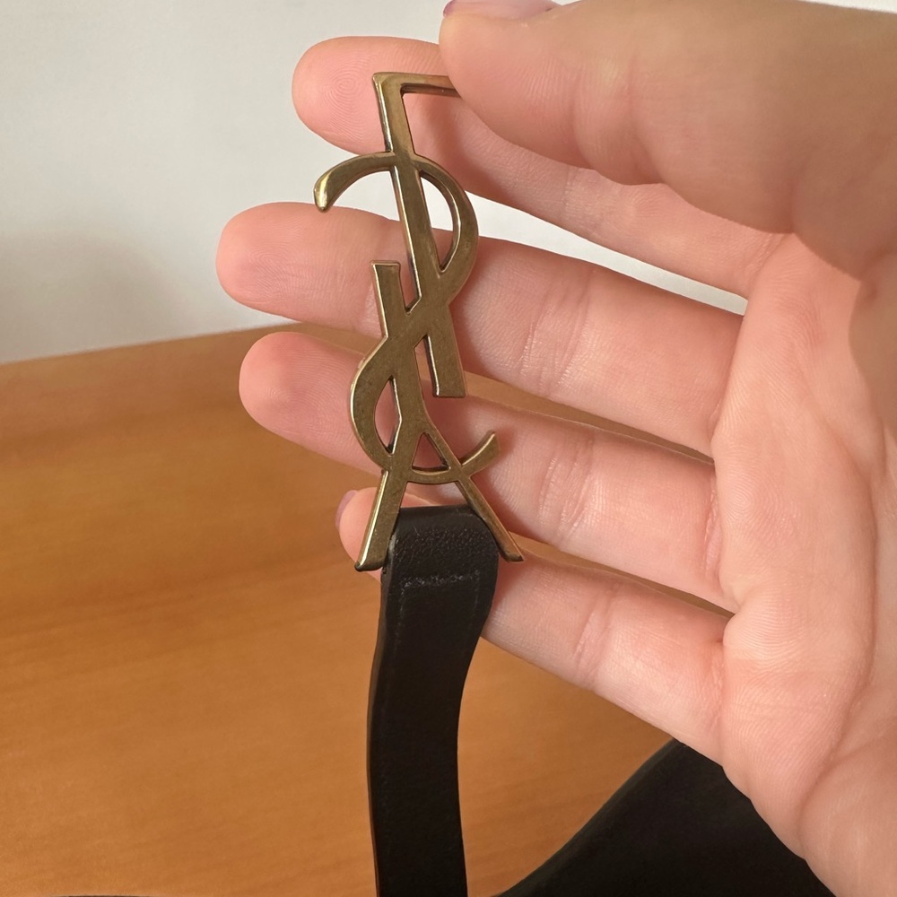 Saint Laurent Le 5 a 7 supple black - Picture 9 of 16